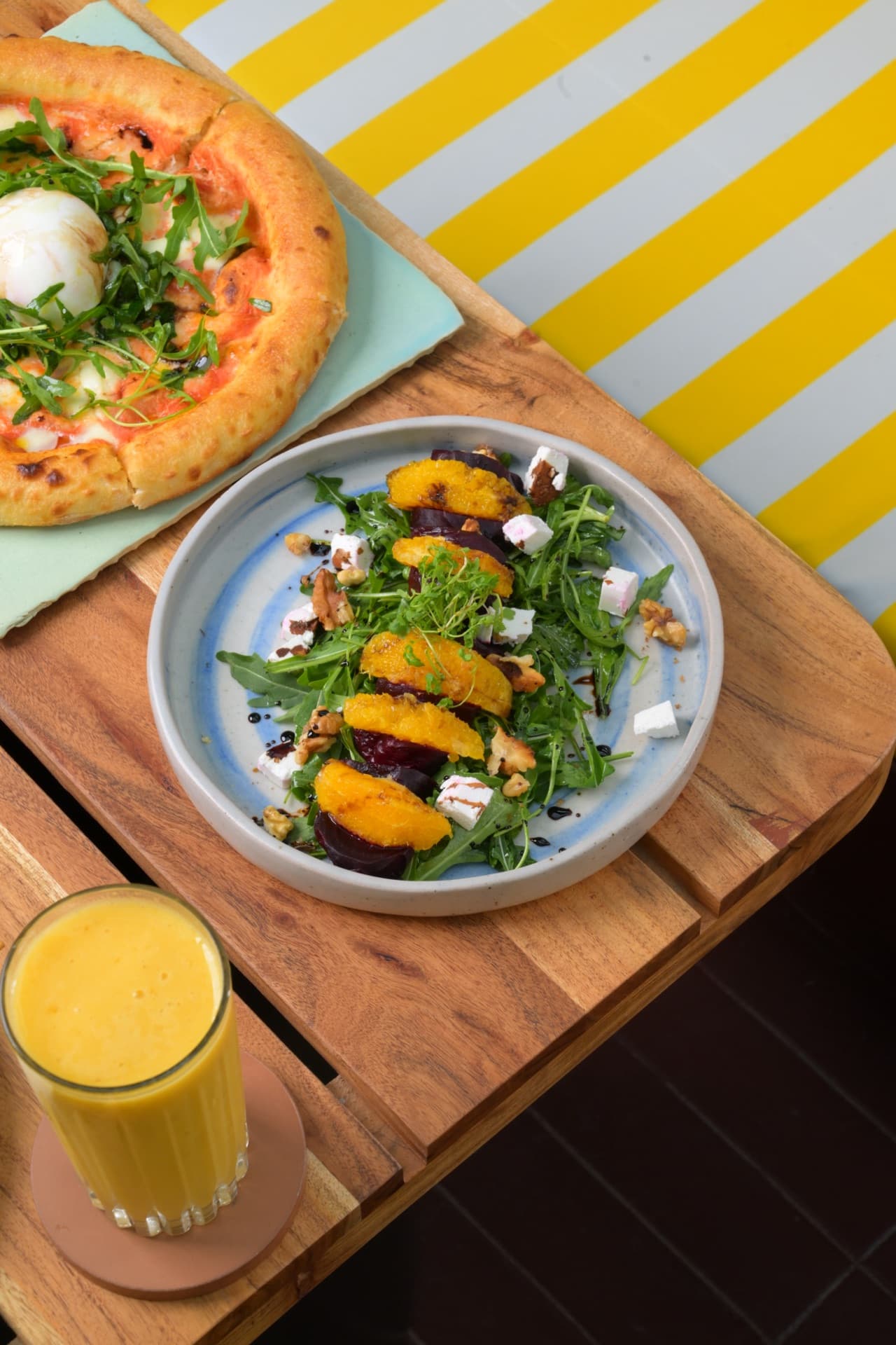 Fresh Salads & Bowls