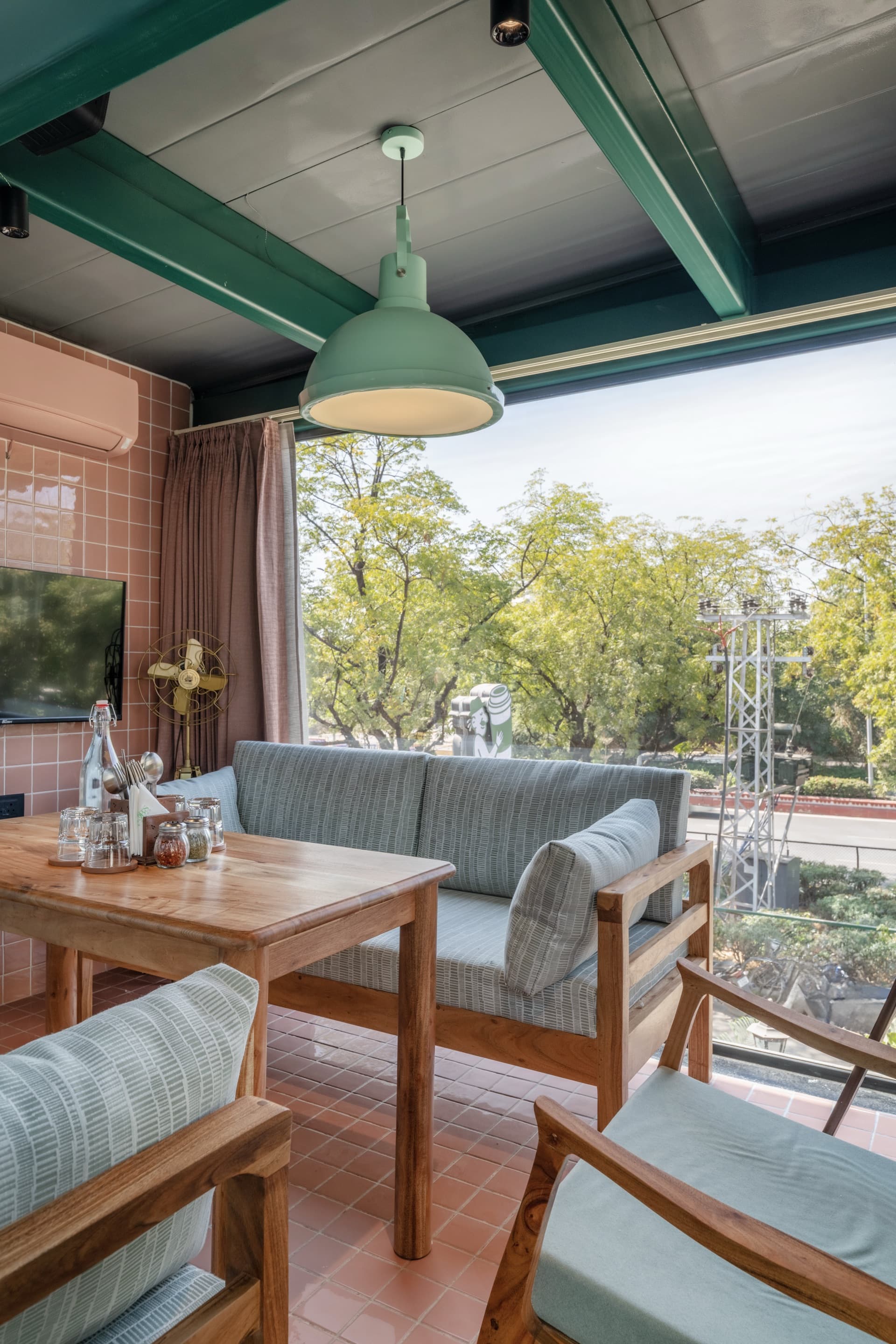 Jacob's Brew House lounge detail